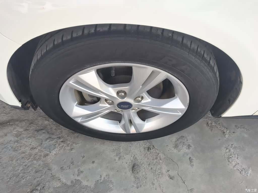 Ford Focus, 2017 23