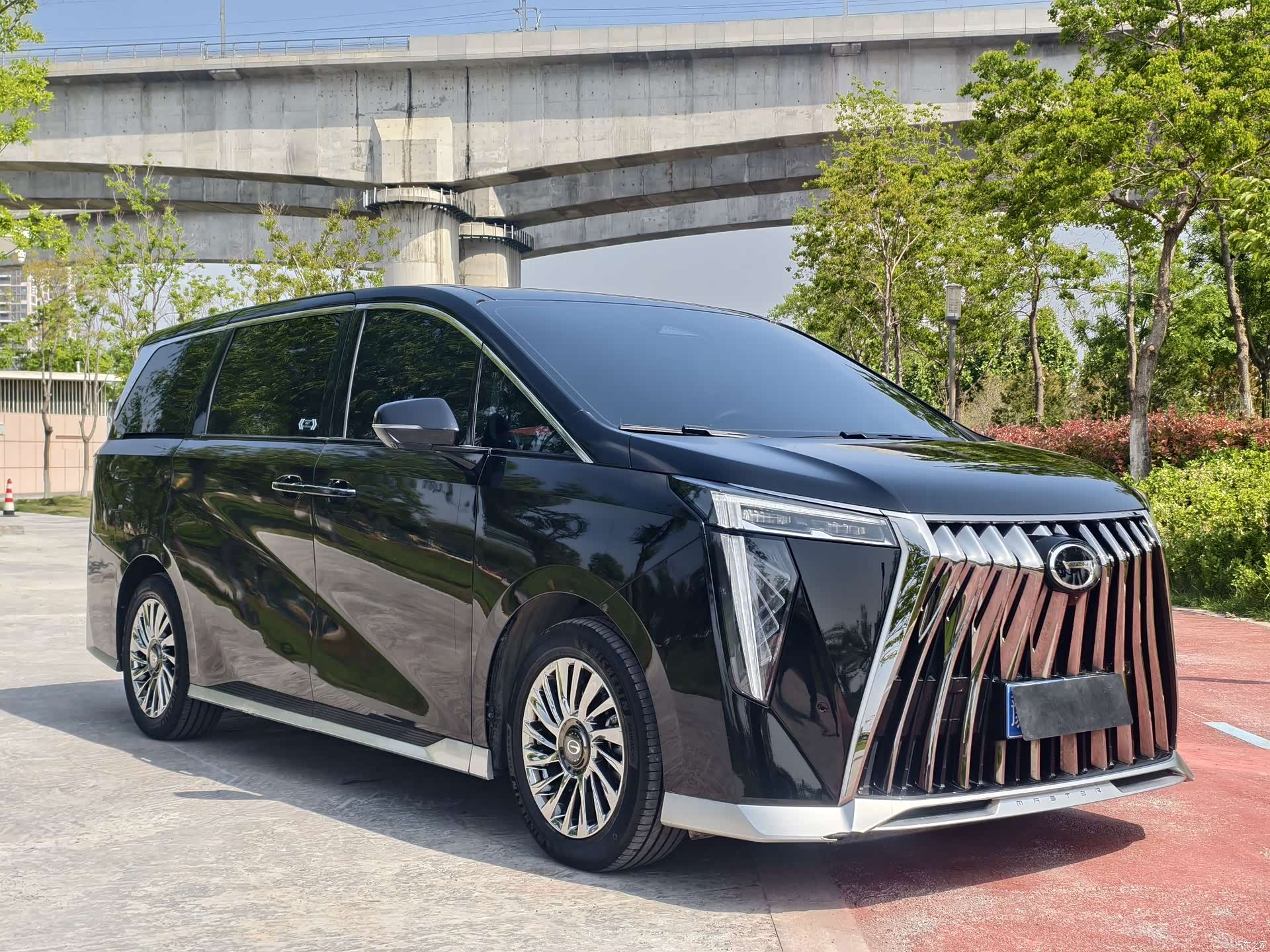 Trumpchi M8, 2025 3