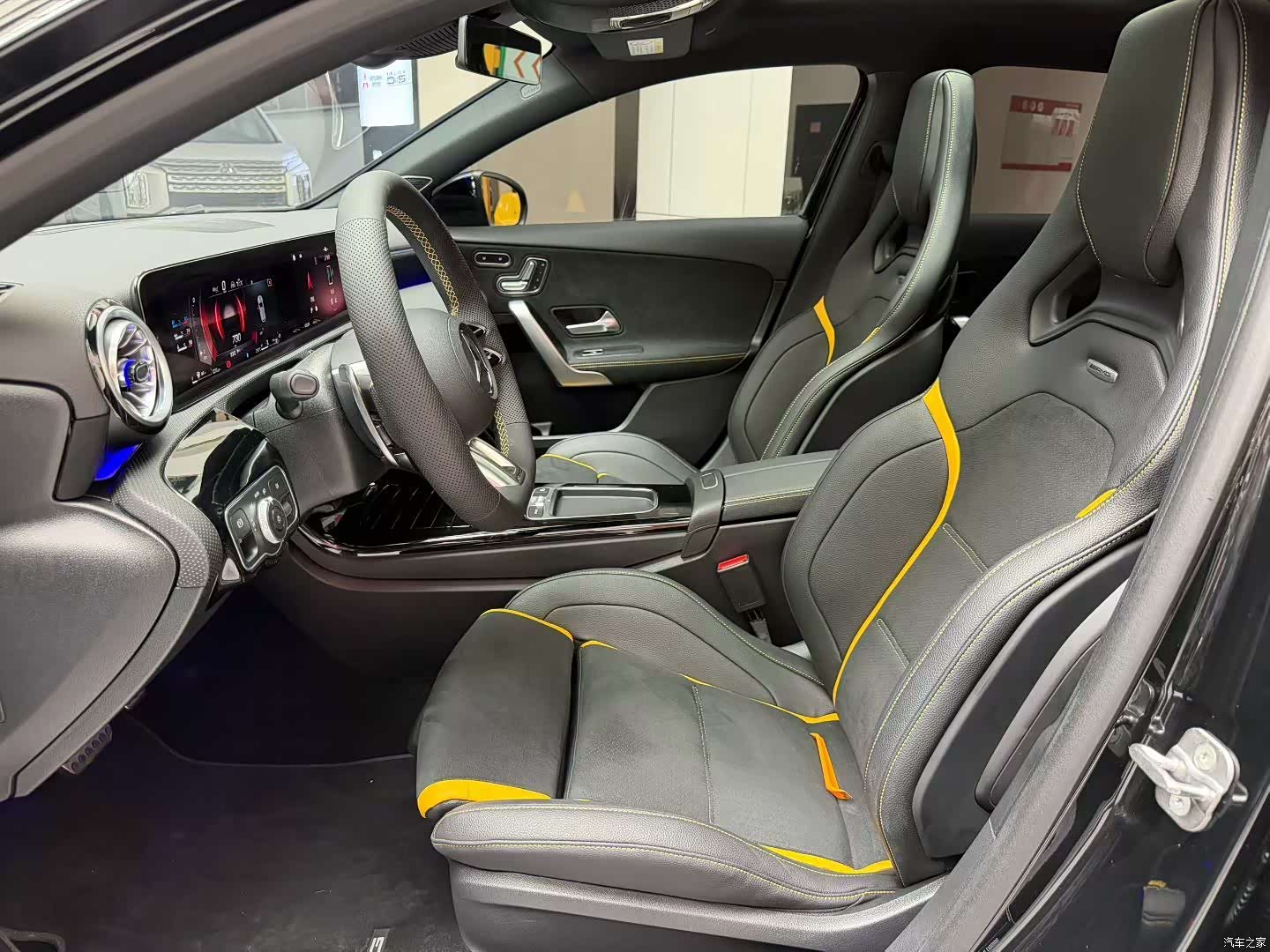 Mercedes-Benz A-Class, 2025 8