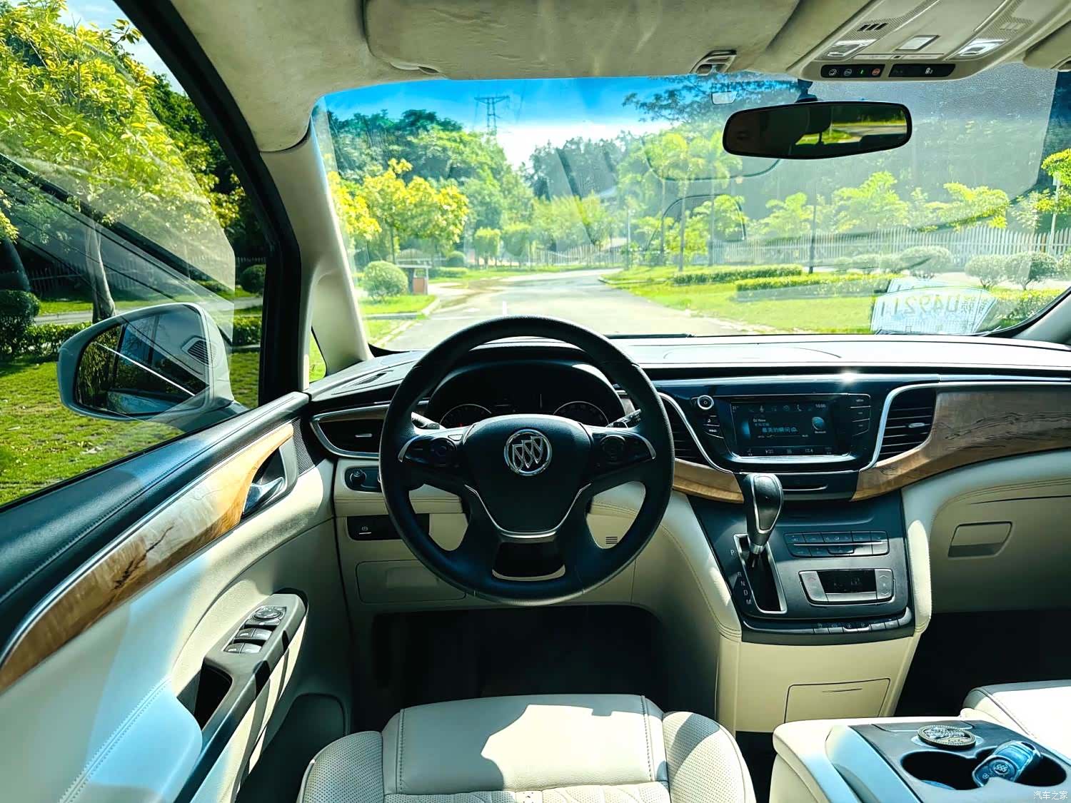 Buick GL8, 2019 12