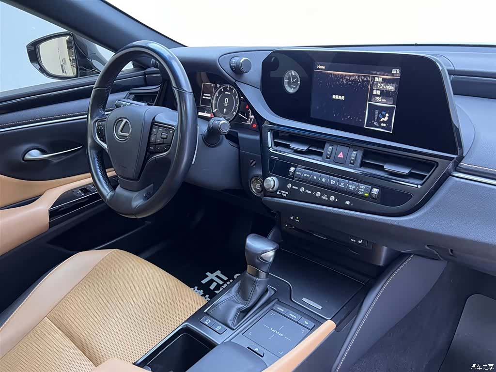 Lexus ES, 2022 21