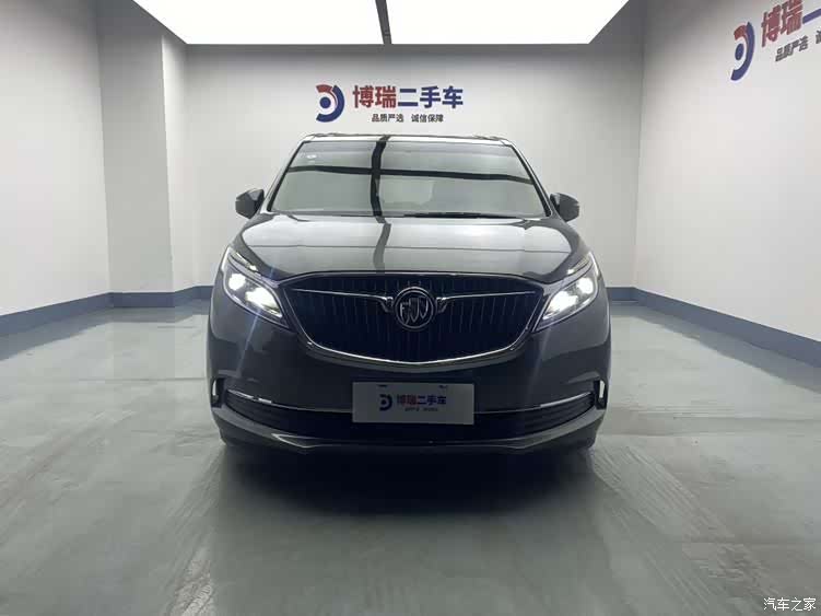 Buick GL8, 2017 23
