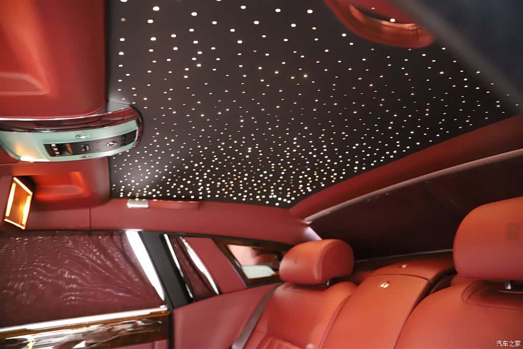 Rolls-Royce Phantom, 2012 11