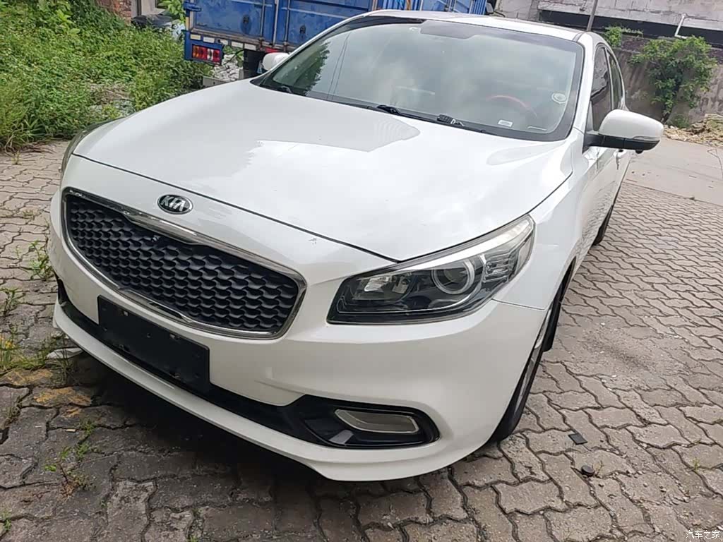 Kia K4, 2015 1
