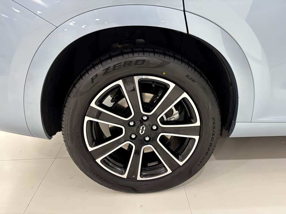 AITO Ask the world M7