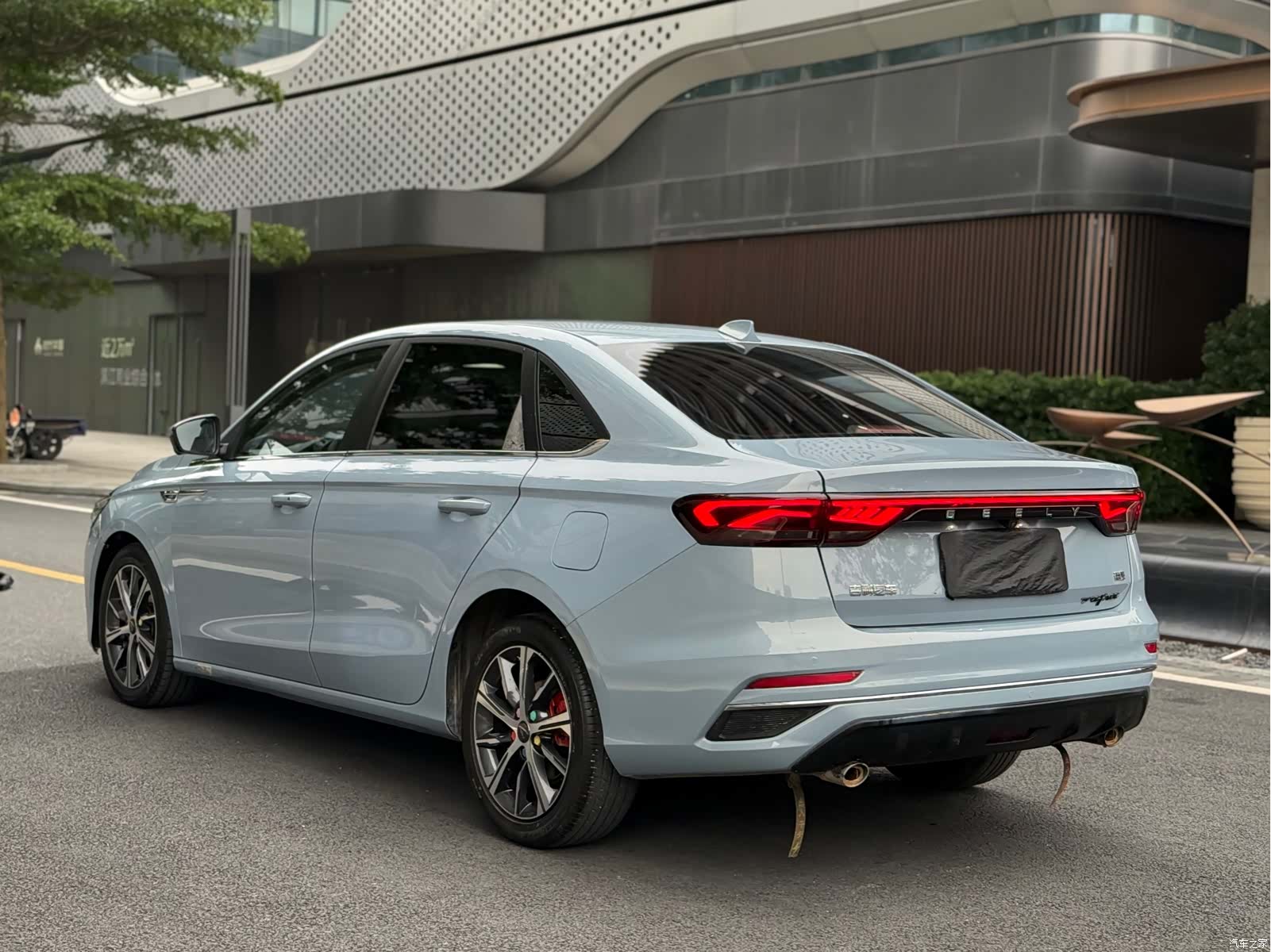Geely Emgrand, 2023 6