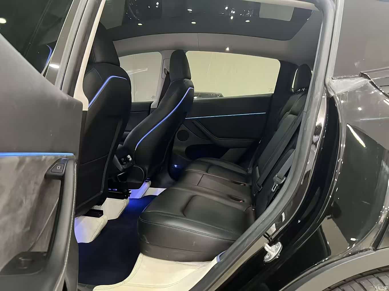 Tesla Model Y, 2023 6