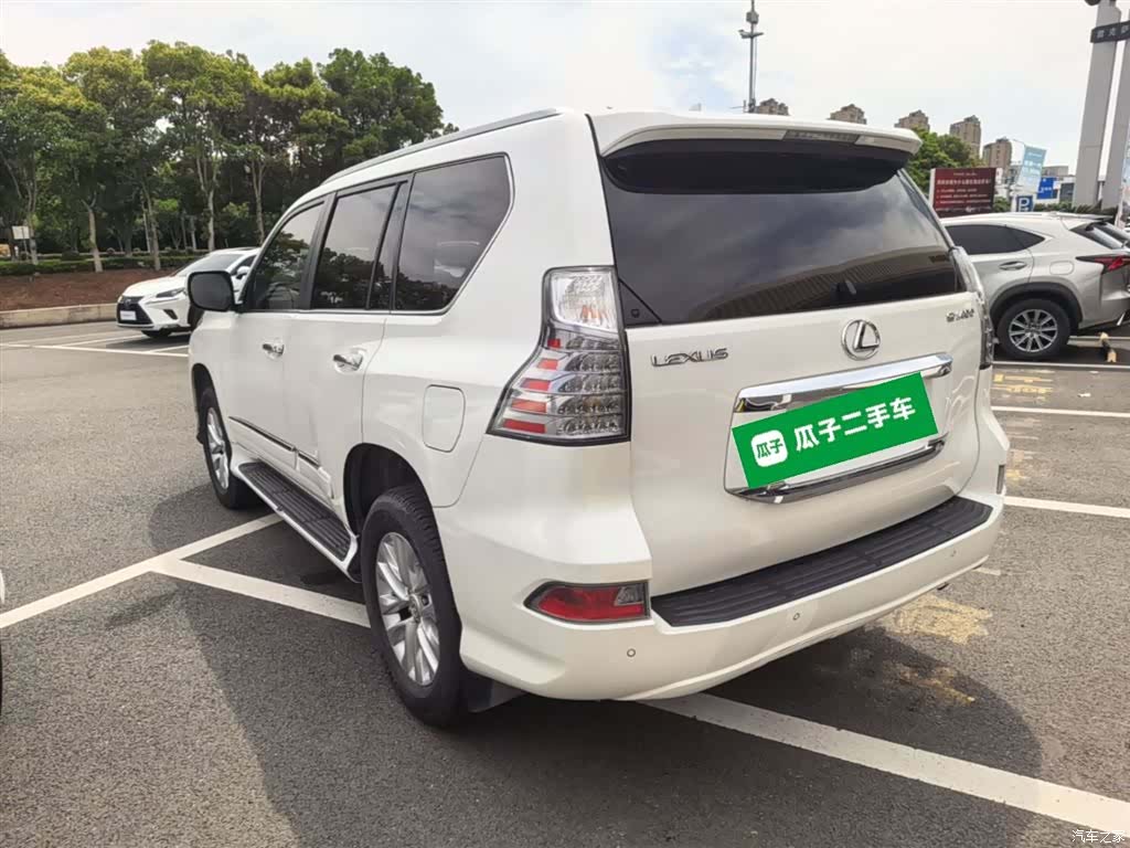 Lexus GX, 2015 все фото