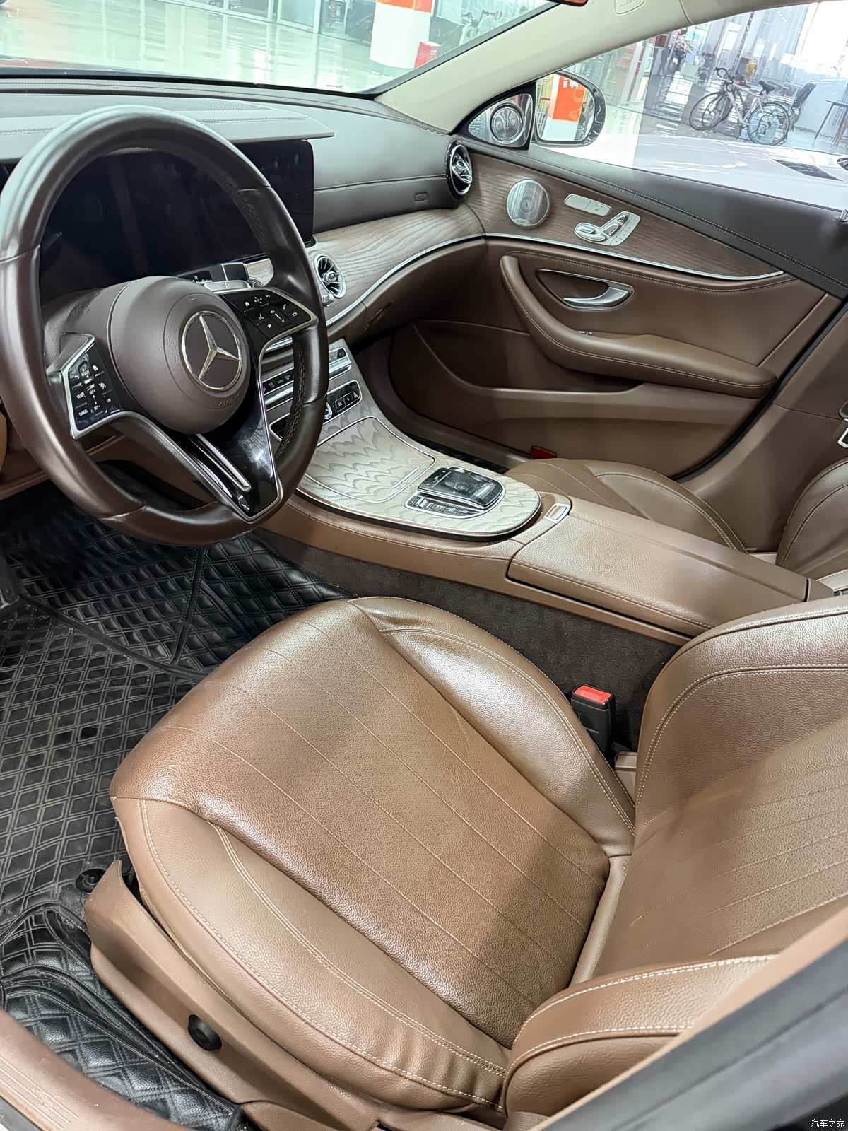 Mercedes-Benz E-Class, 2021 все фото