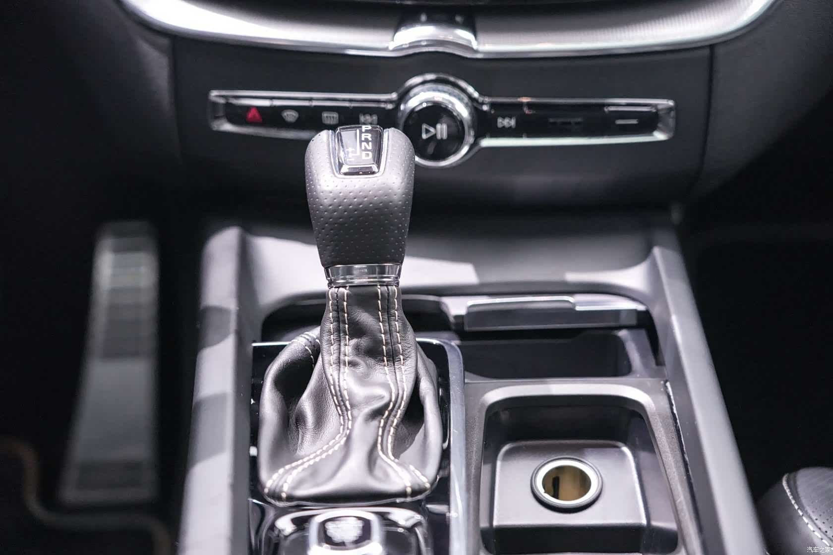 Volvo XC60, 2019 17