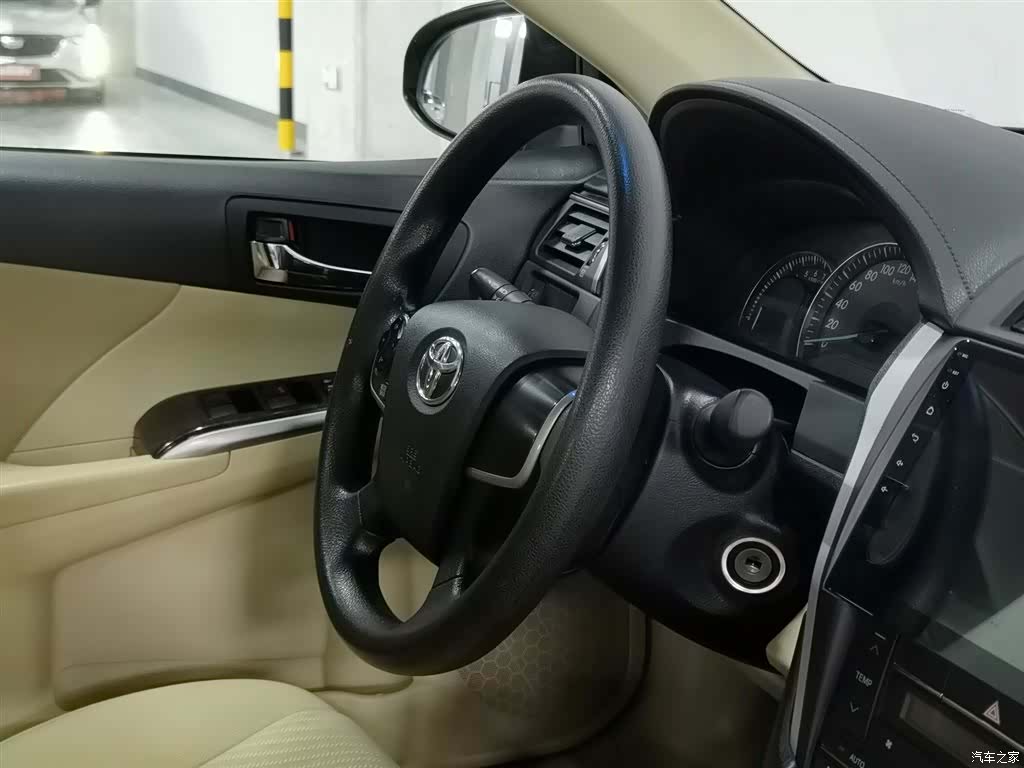 Toyota Camry, 2015 22