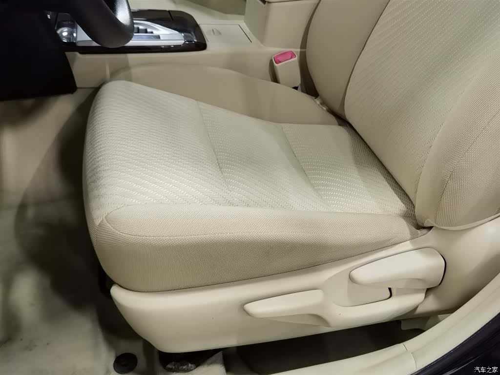 Toyota Camry, 2015 20