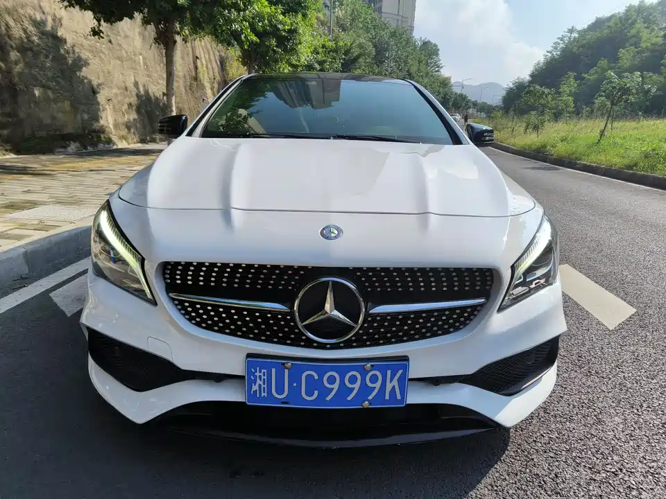 Mercedes-Benz CLA