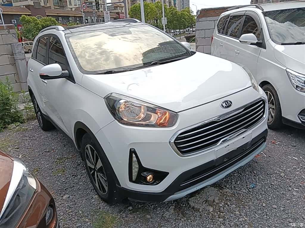 Kia KX3, 2016 4
