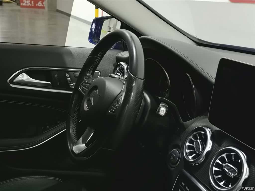 Mercedes-Benz GLA, 2018 22