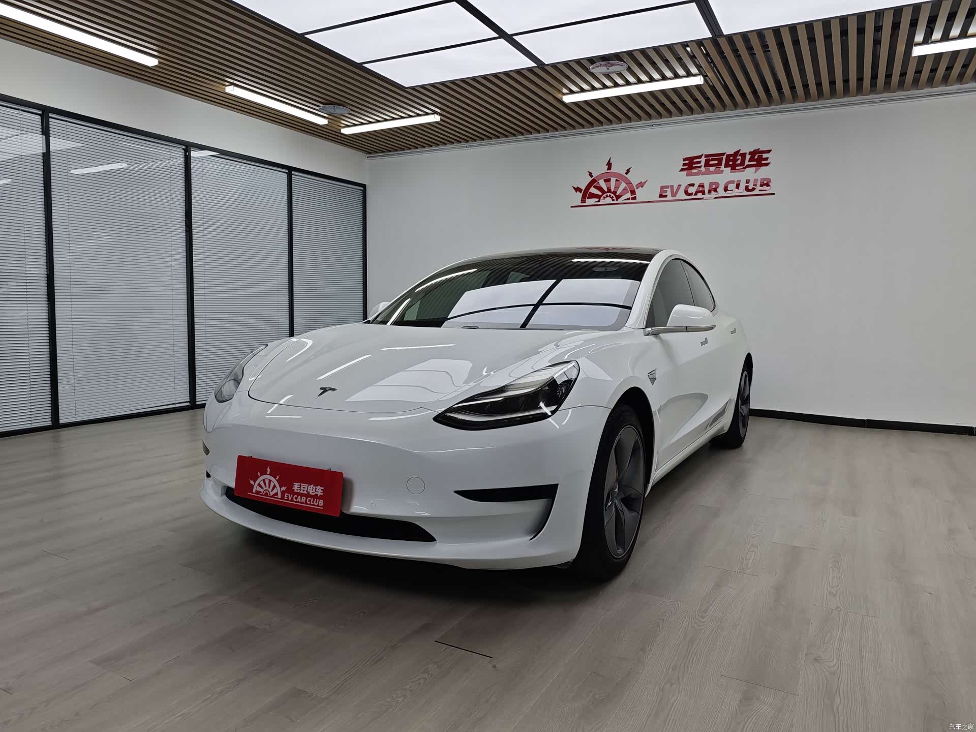 Tesla Model 3, 2020 1