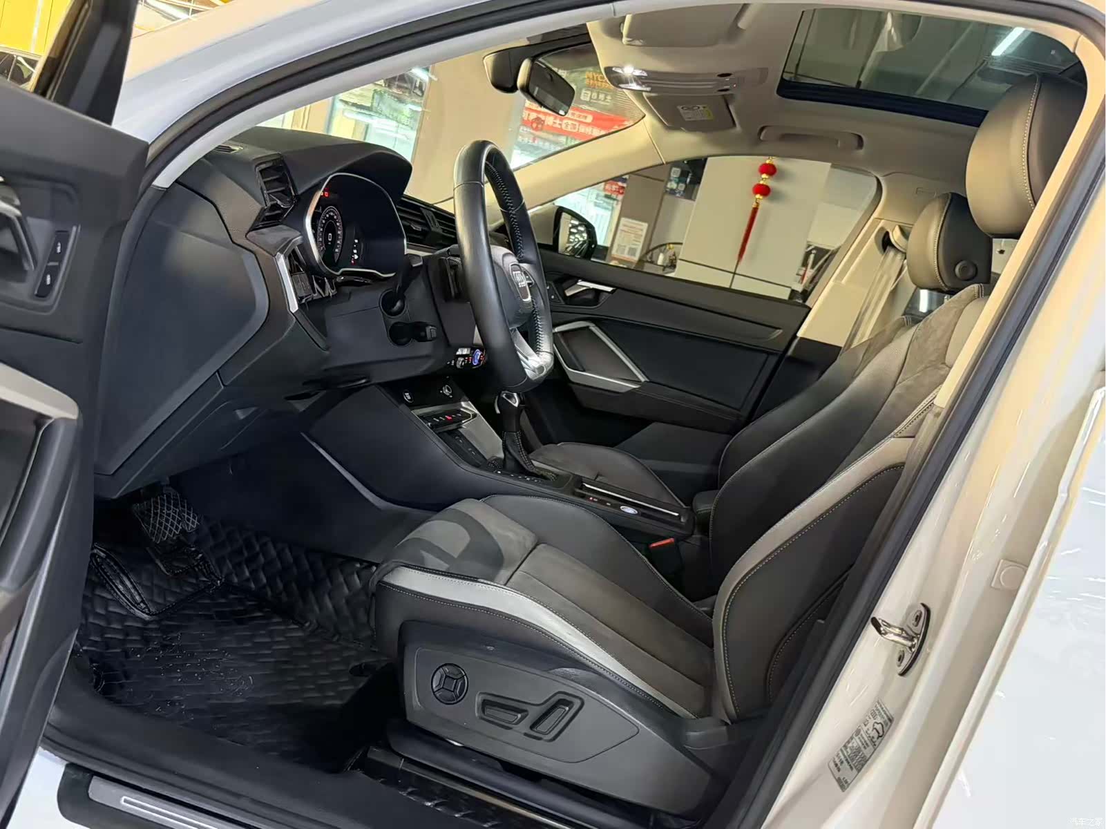Audi Q3, 2022 6