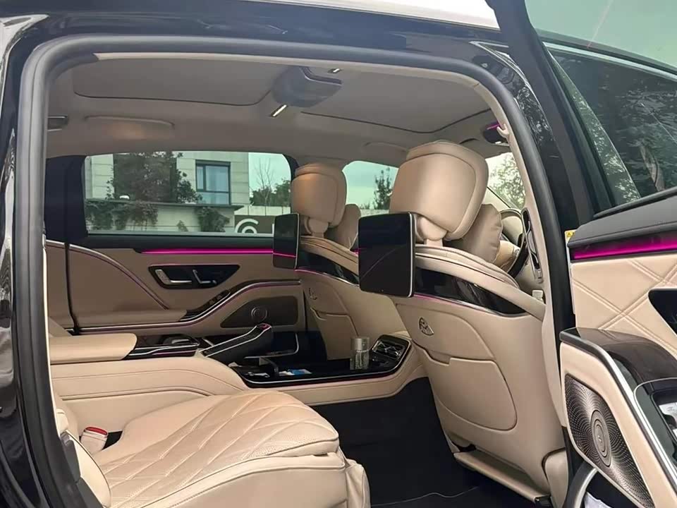 Mercedes-Benz Maybach S-class