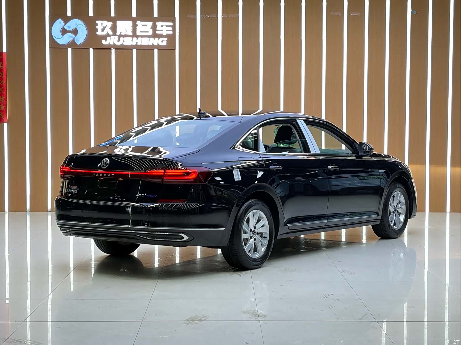 Volkswagen Passat, 2025 12