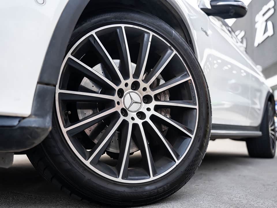 Mercedes-Benz GLC Coupe AMG