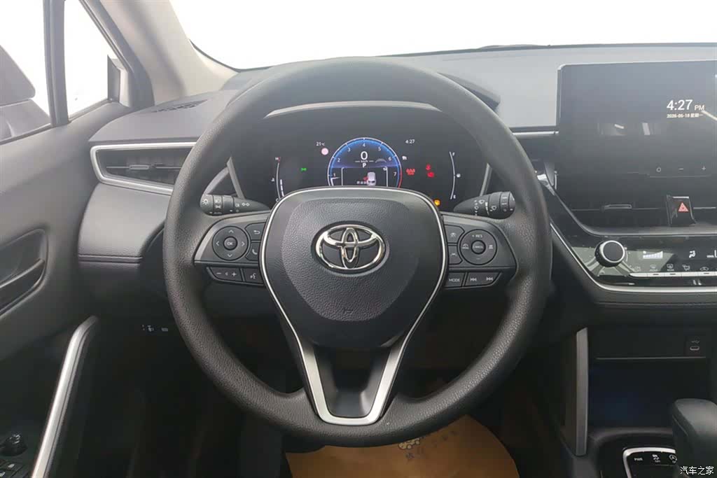 Toyota Frontlander, 2026 15