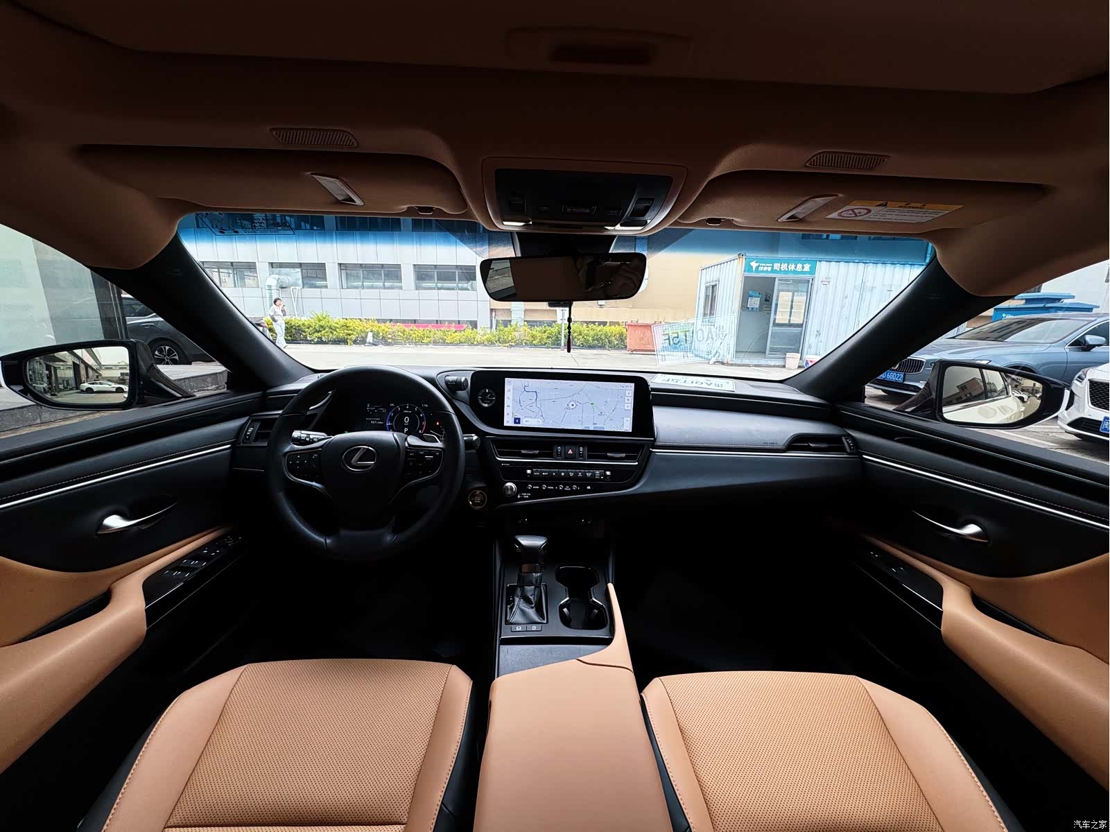 Lexus ES, 2023 7