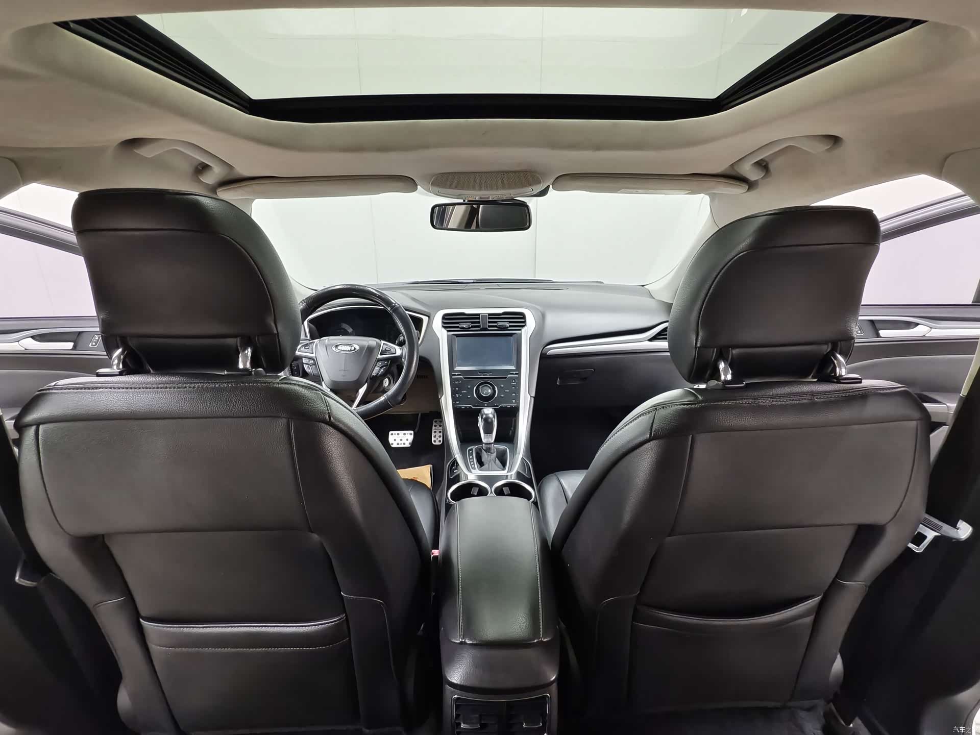 Ford Mondeo, 2015 10