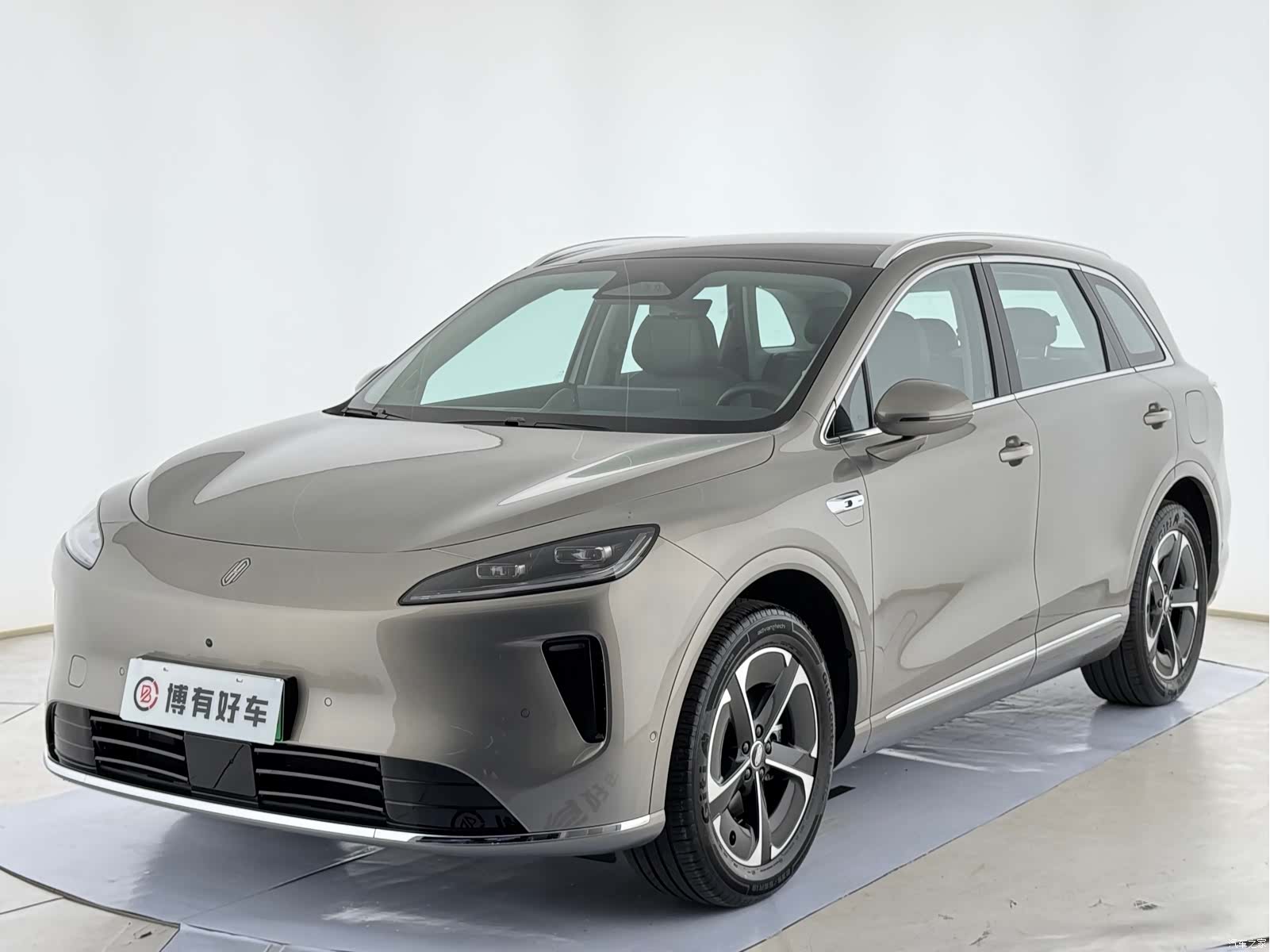 SAIC ShangJie H5, 2026 1