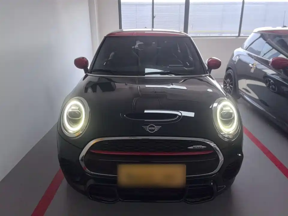 MINI JCW