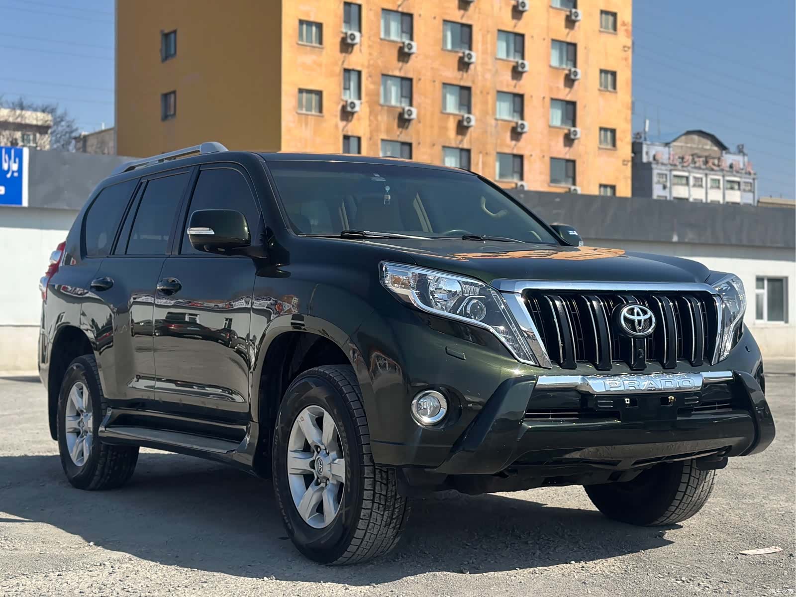 Toyota Prado, 2015 3