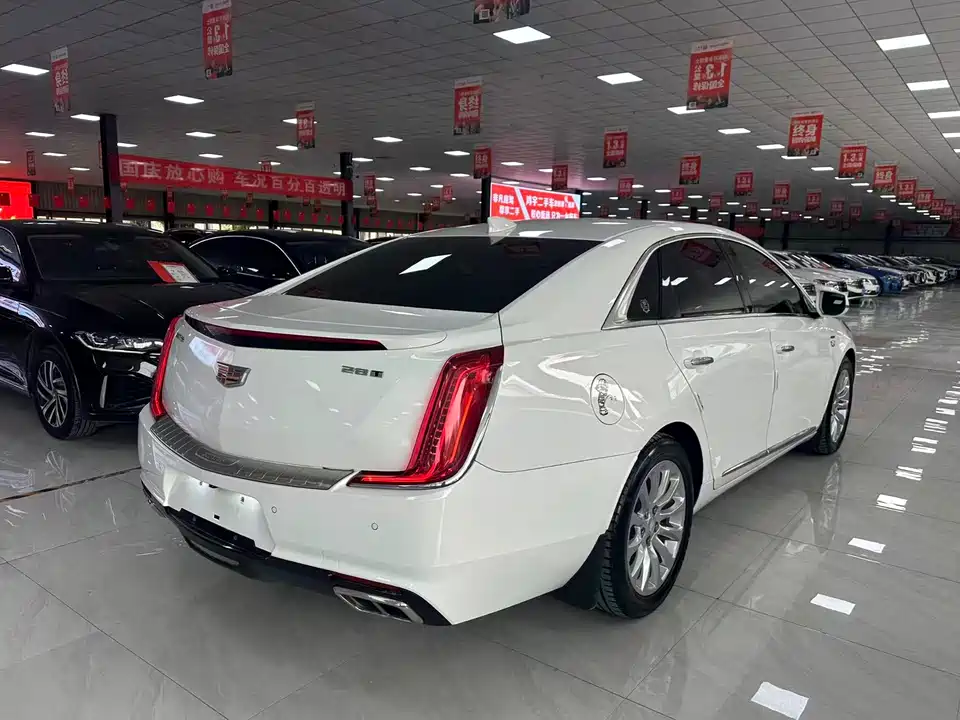 Cadillac XTS