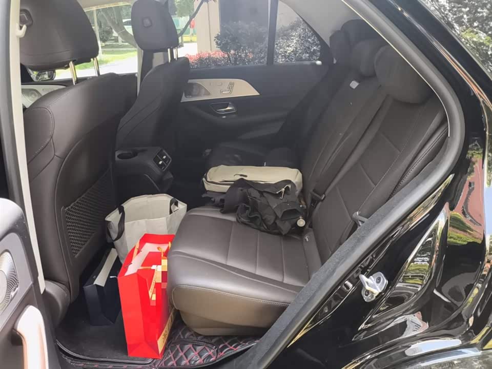 Mercedes-Benz GLE Mercedes-Benz GLE