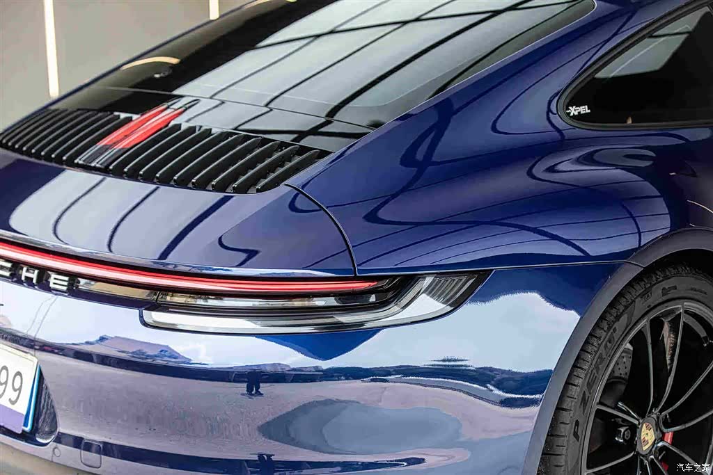Porsche 911, 2020 6