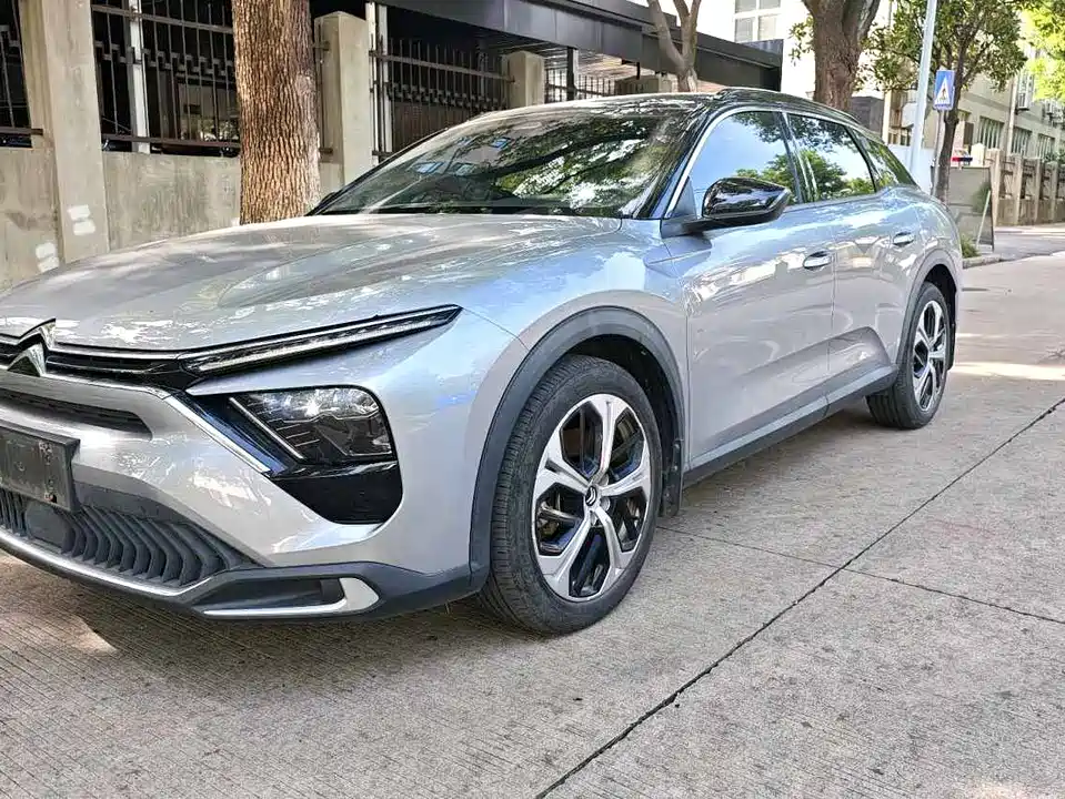 Citroen Versailles C5 X