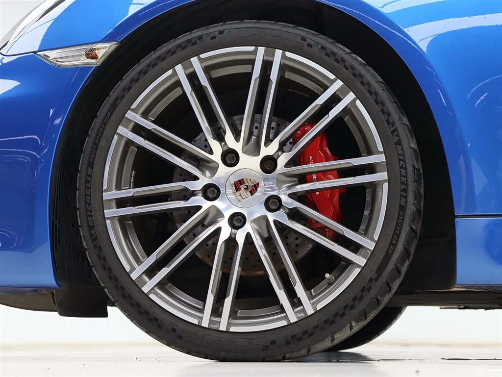 Porsche Cayman, 2015 28