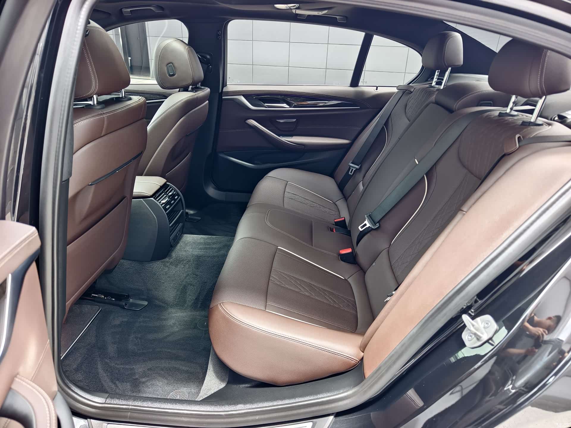 BMW 5 Series, 2021 9