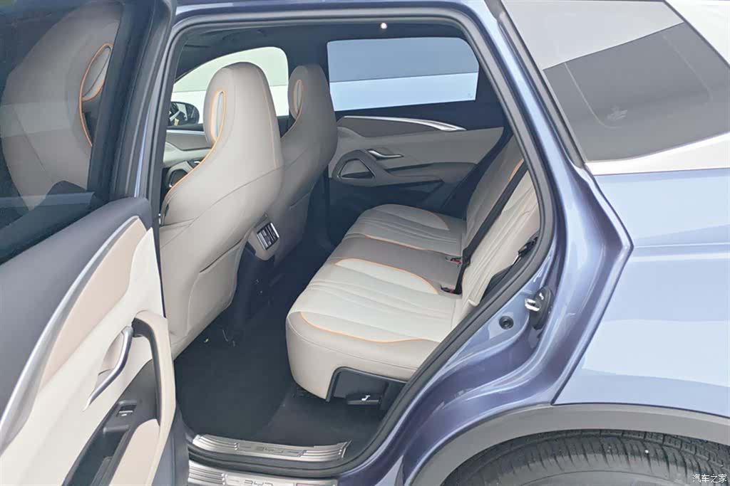 BYD Song, 2024 11