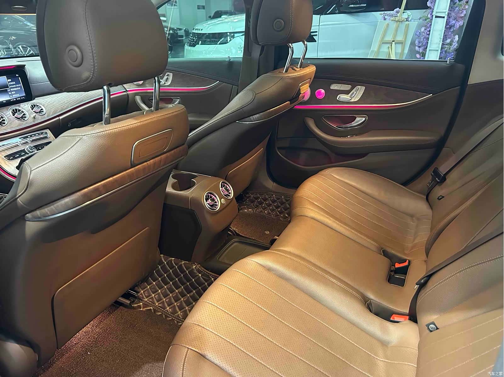 Mercedes-Benz E-Class, 2018 8