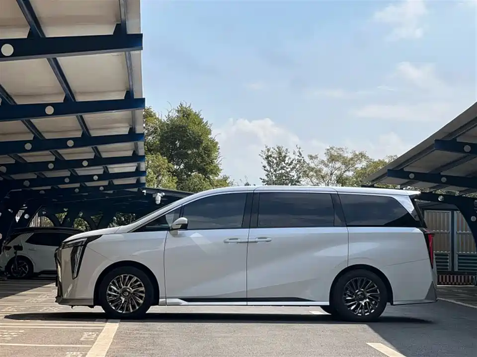 Trumpchi Trumpchi M8