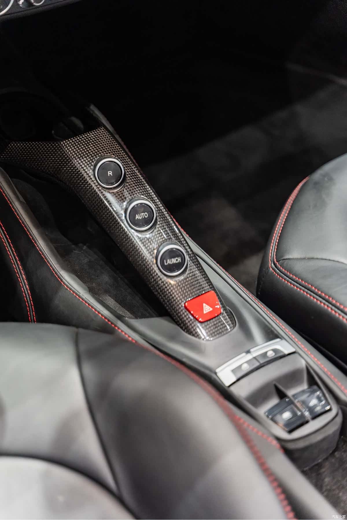 Ferrari 488, 2018 14
