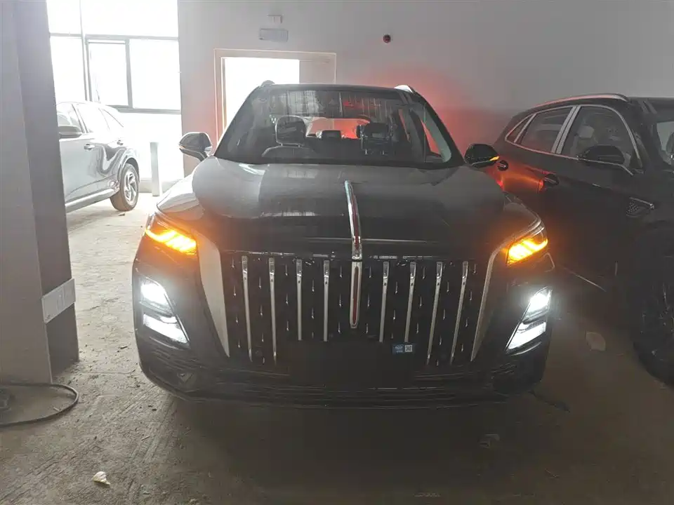 Hongqi HS5