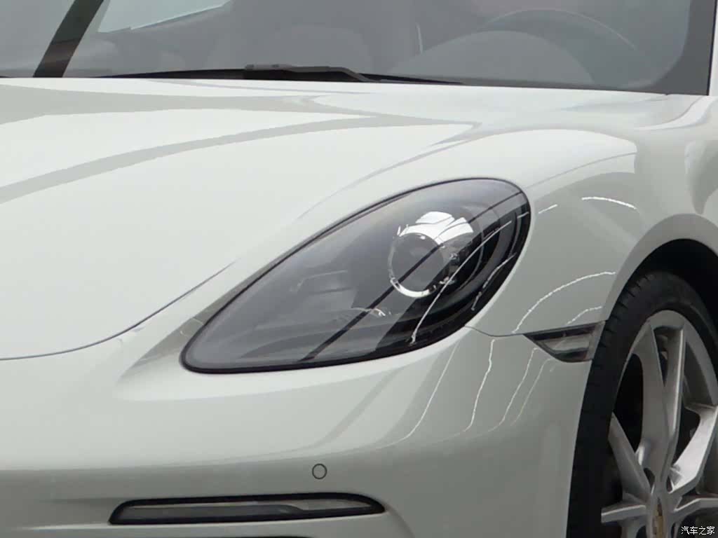 Porsche Boxster, 2023 3