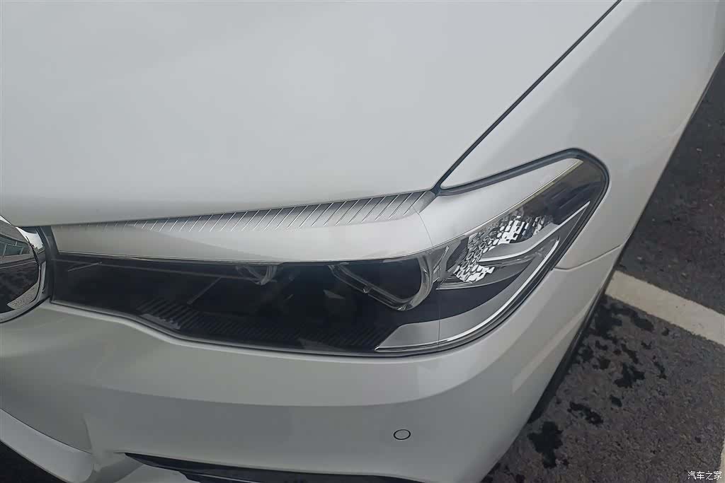BMW 5 Series, 2018 все фото