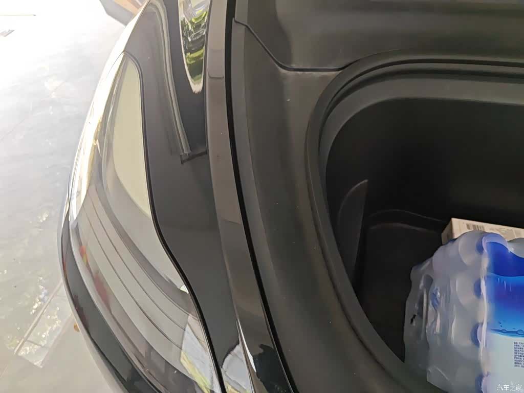 Tesla Model Y, 2021 21