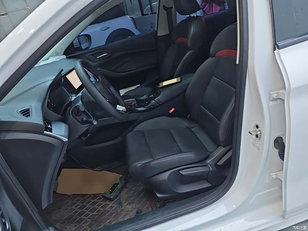 MG MG5, 2024 15