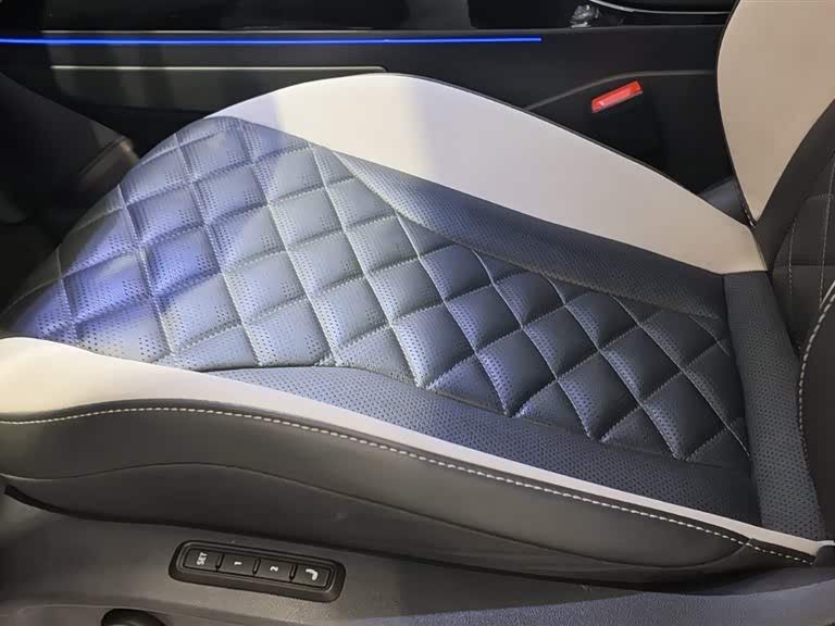 Volkswagen ID.6 CROZZ 2024, фото 20