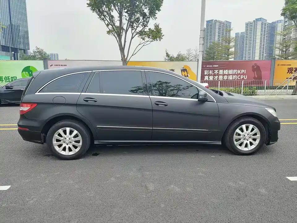 Mercedes-Benz R-class