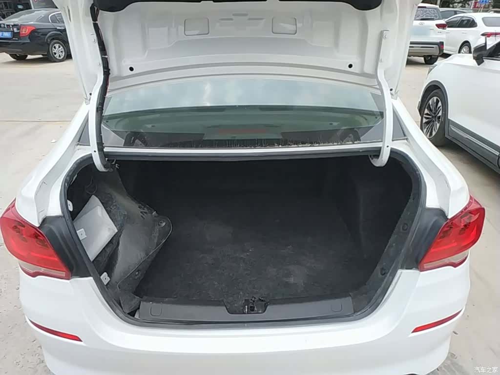 Chevrolet 320, 2019 19