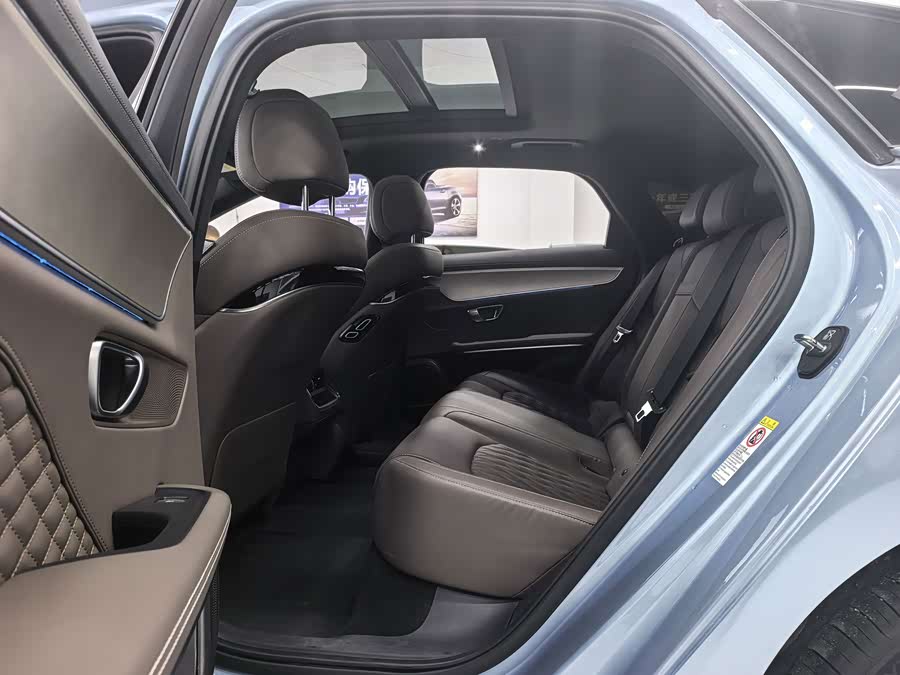 BYD Han 2024, фото 14
