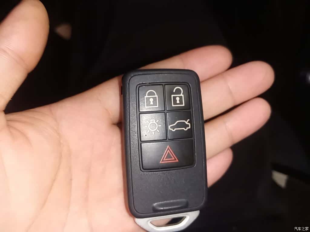 Volvo V40, 2016 9